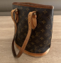 Уникална ретро Louis Vuitton Bucket PM Bag, снимка 1 - Чанти - 44682374