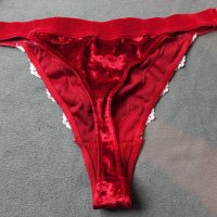 S/M червен плюшен комплект от прашка и бюстие, снимка 7 - Бельо - 40959474