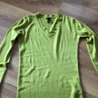 Пуловер , снимка 1 - Блузи с дълъг ръкав и пуловери - 35845451