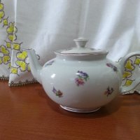 Стар български порцелан сип чайник, снимка 1 - Антикварни и старинни предмети - 41500385