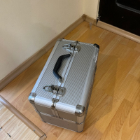 Алуминиев куфар, снимка 4 - Куфари с инструменти - 44715364