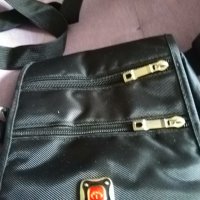 Чанта промазан плат за през рамо маркова 22х17х8см, снимка 3 - Чанти - 40384729
