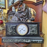 Страхотен антикварен френски каминен часовник , снимка 1 - Антикварни и старинни предмети - 39965670