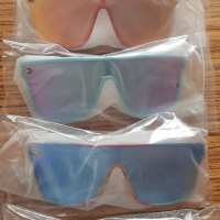 Очила QUIKSILVER, снимка 7 - Слънчеви и диоптрични очила - 36050523