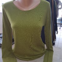 Мека блузка с ангора в зелено , снимка 3 - Блузи с дълъг ръкав и пуловери - 42469521