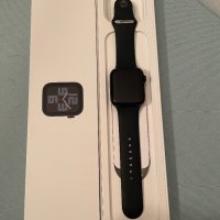 Apple Watch SE 44 MM С ГАРАНЦИЯ, снимка 1 - Смарт часовници - 44466076