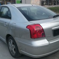 кора багажник Toyota Avensis T25, снимка 2 - Части - 41772409