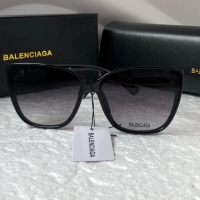 Balenciaga дамски слънчеви очила с лого, снимка 6 - Слънчеви и диоптрични очила - 36109195