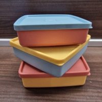 Квадратни кутий за съхранение от Tupperware , снимка 2 - Кутии за храна - 41621504