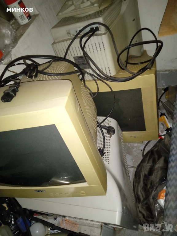 Монитори Рутери Компютри Стари Телевизори, снимка 1
