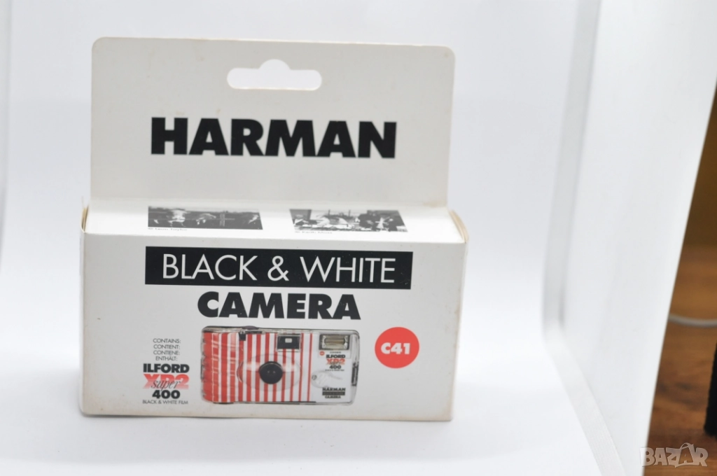 Фотоапарат Harman с черно-бял филм Ilford XP2 Super 400, снимка 1