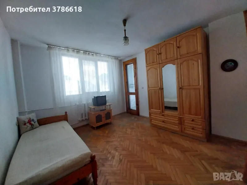 Тристаен апартамент, гр. Враца, център, снимка 1