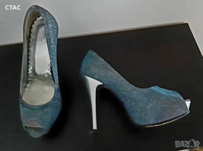 Луксозни обувки със сребрист брокат/номер35, снимка 1