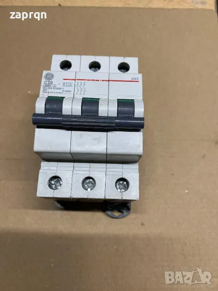 Автоматичен трифазен предпазител 20 А, снимка 1