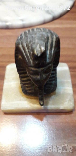 Тутанкамон-бронзова статуетка, снимка 1