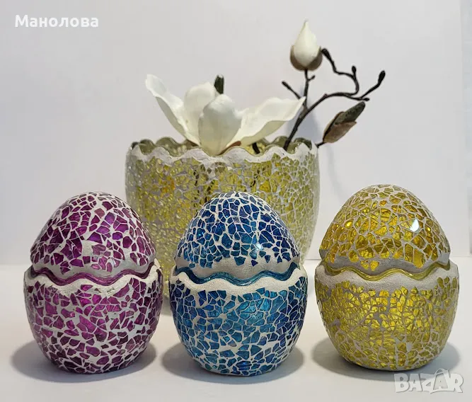 Мозаечни стъклени яйца Valerie Parr Hill., снимка 1