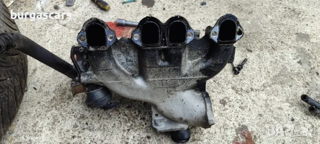 Всмукателен колектор 03G 129 713 VW Touran 1.9TDI-105к.с.BKC - 100лв