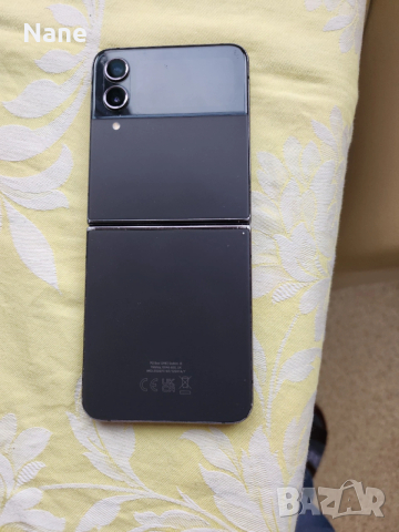 Samsung Galaxy Z Flip 4, снимка 2 - Samsung - 53101793