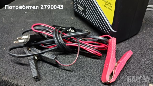 зарядно за акумулатор , снимка 2 - Аксесоари и консумативи - 42713420