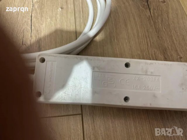 Разклонители с 3 и 4 гнезда и ключ, снимка 9 - Разклонители и удължители - 48924634