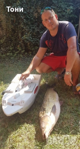 Лодка за захранка с GPS и сонар,всички екстри!, снимка 14 - Стръв и захранки - 51947457