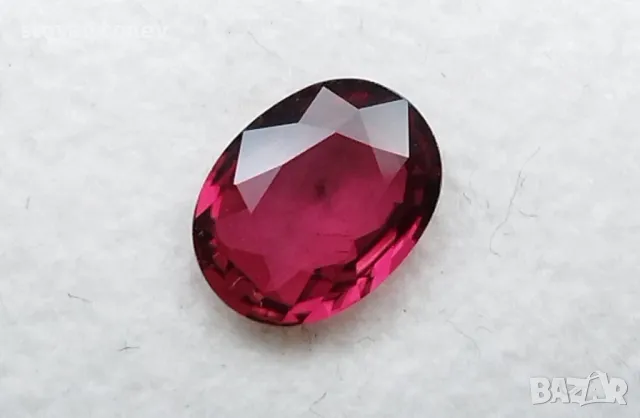 Великолепен червен рубин с рядка VVS чистота - 0.81кт.! Сертифициран! Нов!, снимка 8 - Други - 48298239