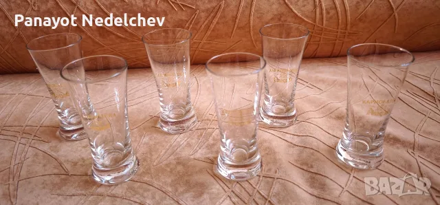 Стъклени чаши нови 