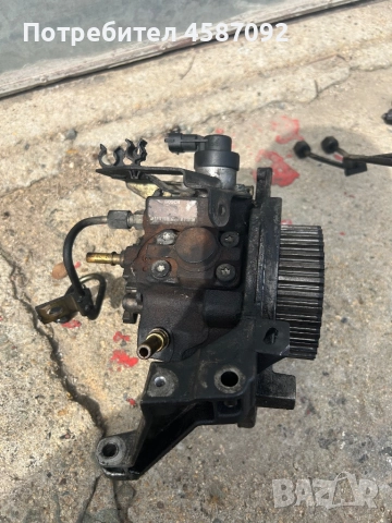 Дюзи, ГНП и рейл за 1.6 HDI 109кс BOSCH, снимка 2 - Части - 51638171