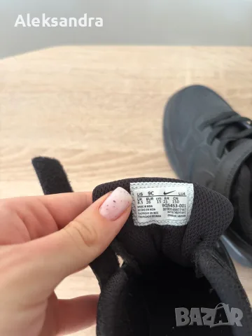 Nike маратонки 26 номер, снимка 3 - Детски маратонки - 55796137