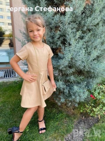Стилна Кожена рокля с кожена чантичка 🤩 Размери -4г.6г.8г.10г.12г. Цена -38лв, снимка 4 - Детски рокли и поли - 34159211