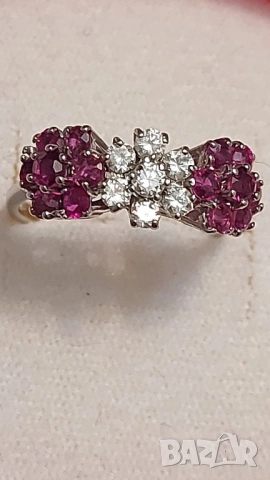 Златен пръстен с естествени рубини и брилянти
