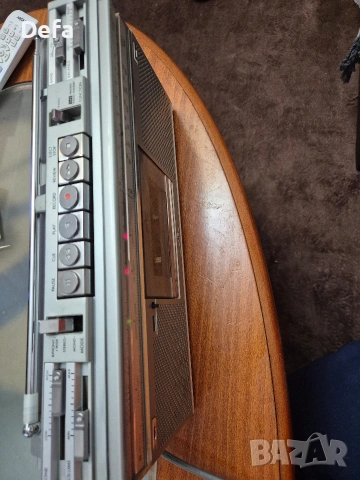 радиокасетофон , снимка 2 - Радиокасетофони, транзистори - 53663718