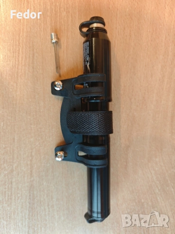 Помпа за велосипедни гуми Crivit, снимка 10 - Аксесоари за велосипеди - 53323376