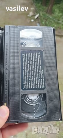 Летящи кинжали - видео касета , снимка 4 - Екшън - 41455358