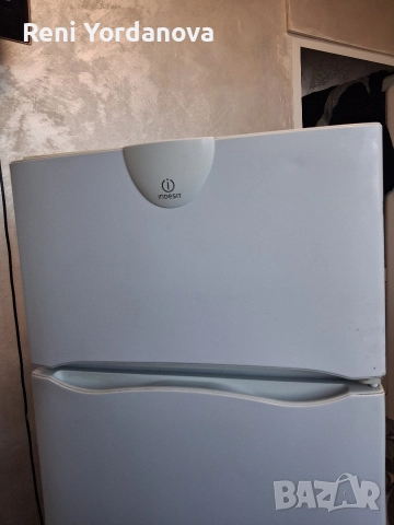 хладилник Indesit , снимка 3 - Хладилници - 52796810