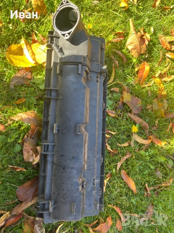 Кутия за въздушен филтър БМВ, снимка 2 - Части - 52431408