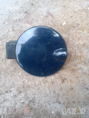 капак за резервоар , снимка 2 - Части - 51946814