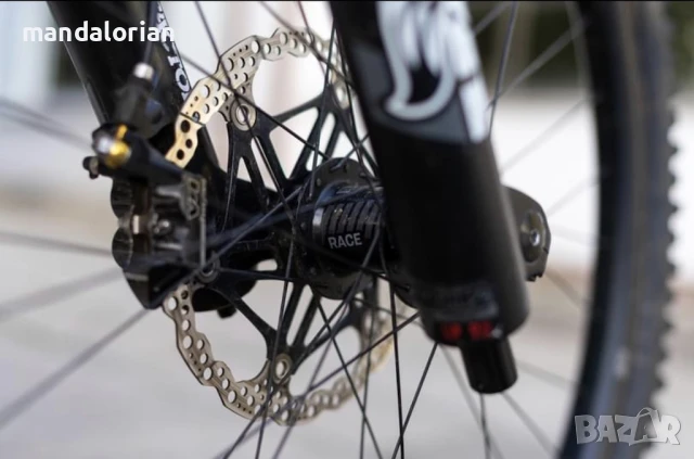 Santa Cruz V10 CC 2018 XL гуми 27.5", снимка 5 - Велосипеди - 51129649