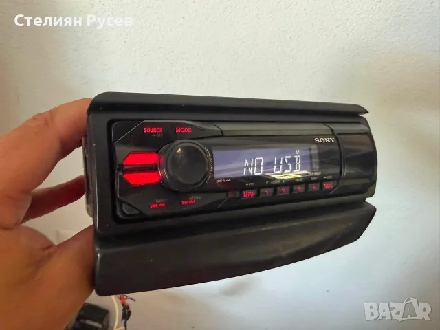 1308   Sony  dsx-a40ui  usb CD / сд / sd плейър за автомобил -цена 28 евро                     смр н, снимка 2 - Аксесоари и консумативи - 55741417