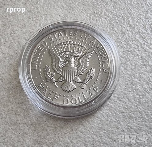Оригинална монета. САЩ. Половин американски долар  от 1971  . С образа на  JF Kenedi.