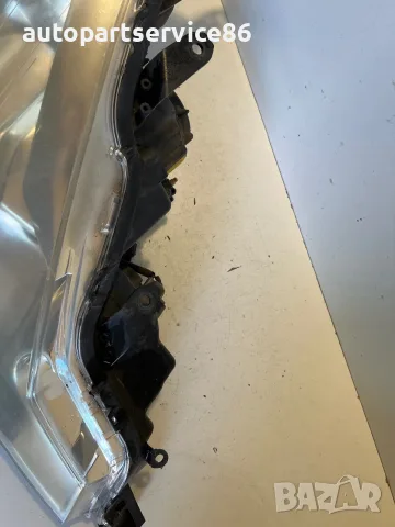 Citroen C Crosser десен фар ксенон, снимка 5 - Части - 56370677