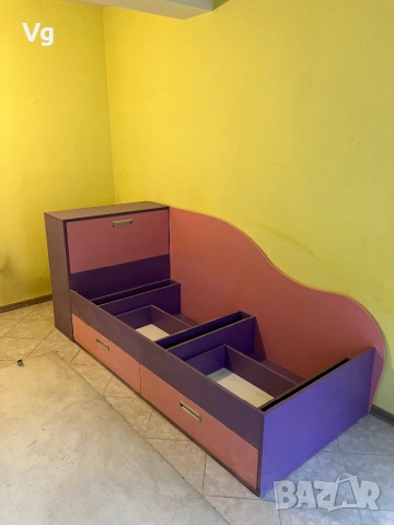 Легло със скрин, с две чекмеджета., снимка 2 - Спални и легла - 52509594