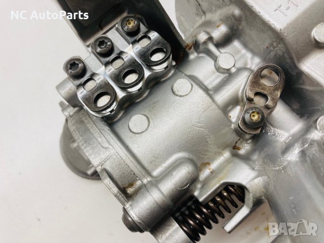 Маслена помпа за БМВ BMW 2 series Mini 2.0 бензин B48A20A 8631810 2019, снимка 8 - Части - 42636107