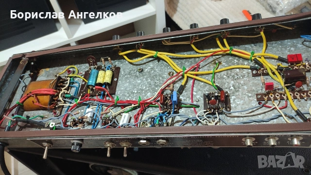 Продавам винтидж лампов китарен усилвател , снимка 6 - Китари - 51225811