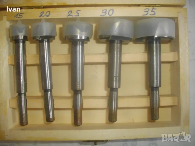 Ф15-Ф35мм НОВ НЕМСКИ КОМПЛЕКТ ГОЛЕМИ ФРЕЗЕРИ ЗА ОБЕРФРЕЗА 5 БРОЯ В ДЪРВЕНА КУТИЯ