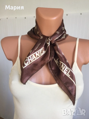 Дамски Квадратен Шал Кафяв Бежов / Кремав Полиестер Сатен Chanel Шанел Лого, снимка 7 - Шалове - 51822664