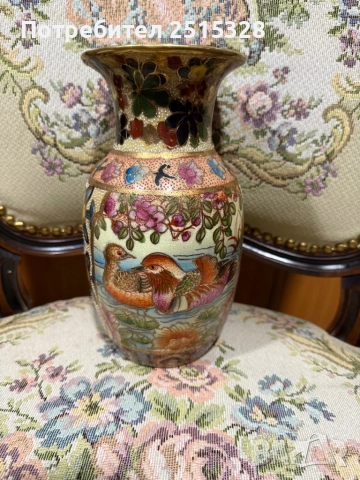 красива стара китайска ваза ръчно рисувана