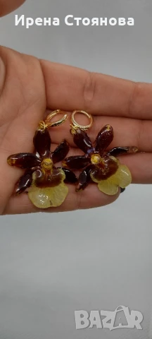 Обеци с естествен цвят на мини орхидея. Цветче с размери 3,5/4 см. , снимка 10 - Обеци - 51090834