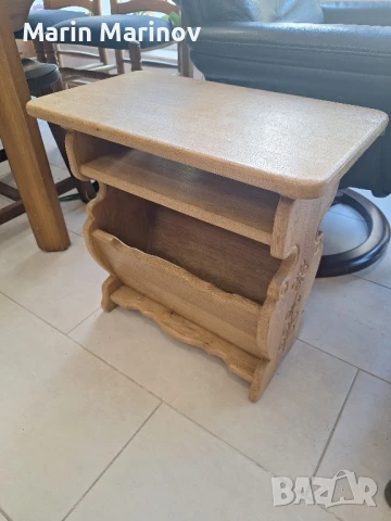 Помощна масивна масичка