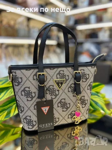 Guess Дамска Чанта Гес - Различни Цветове Код E1